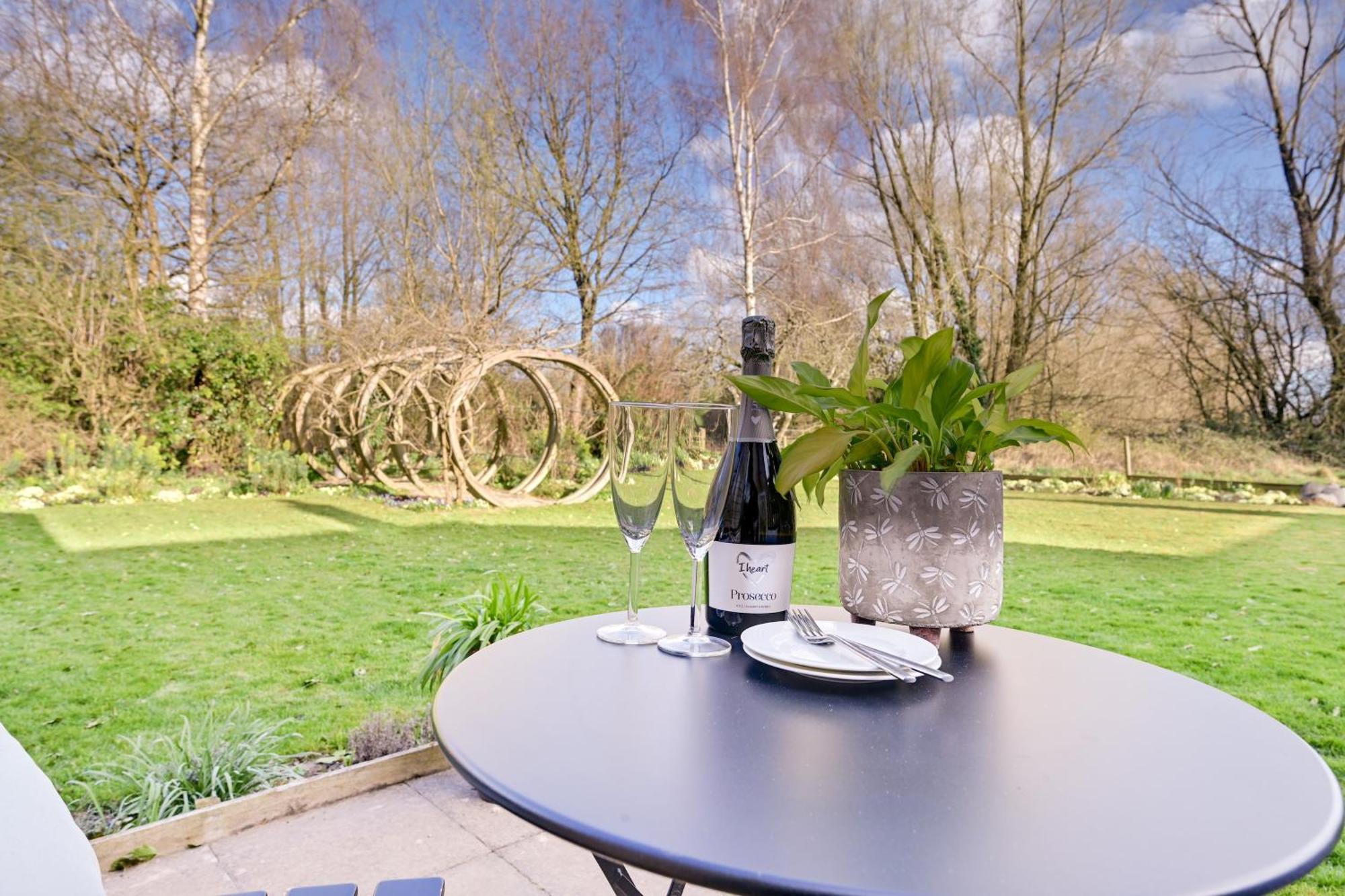 The Hideaway @ Flagham Cottage. Malmesbury Εξωτερικό φωτογραφία