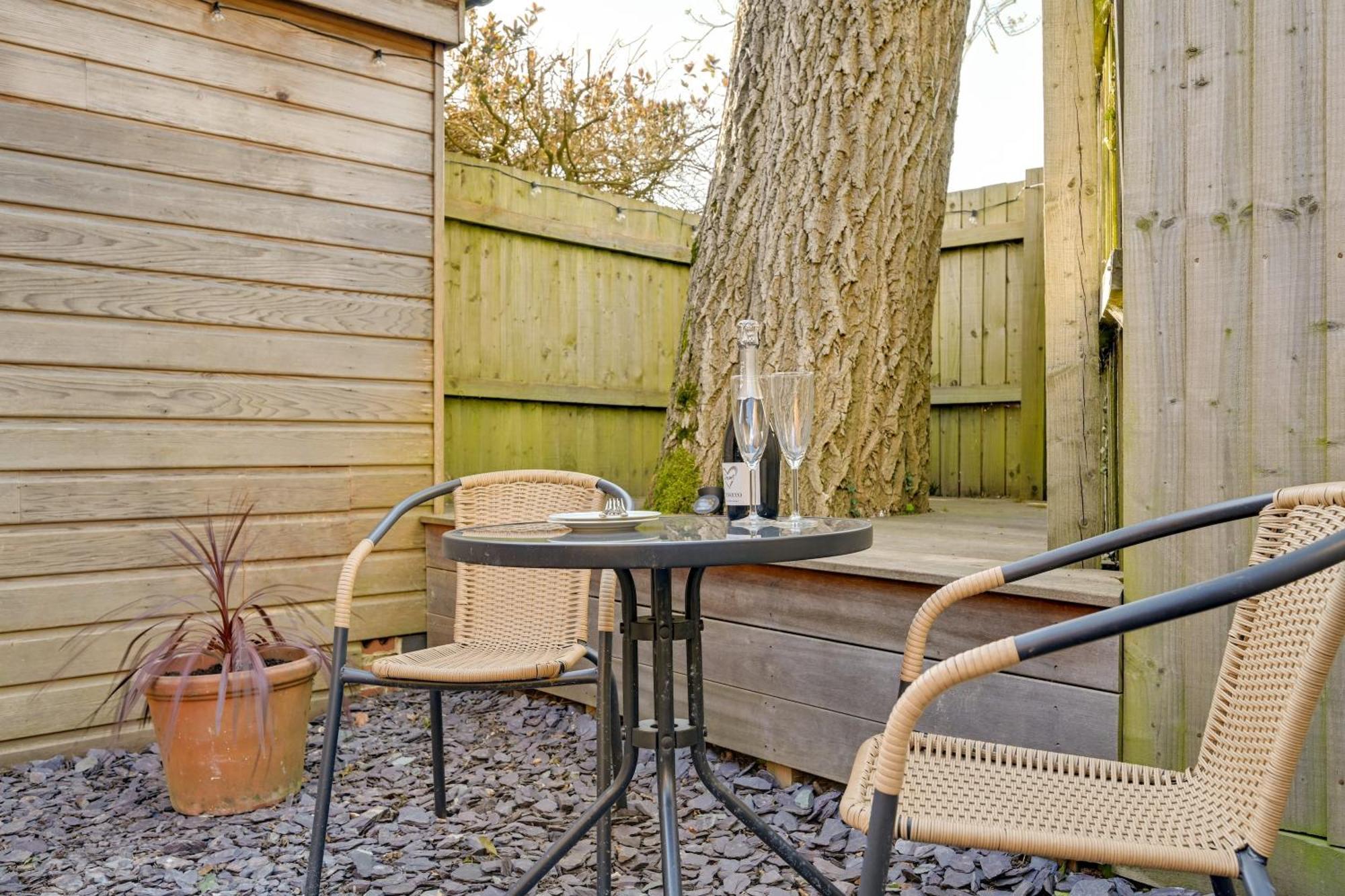 The Hideaway @ Flagham Cottage. Malmesbury Εξωτερικό φωτογραφία